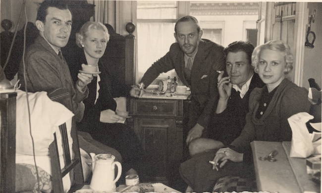 Fidi Grube (Centre) with friends in his apartment in Berlin, 1930s